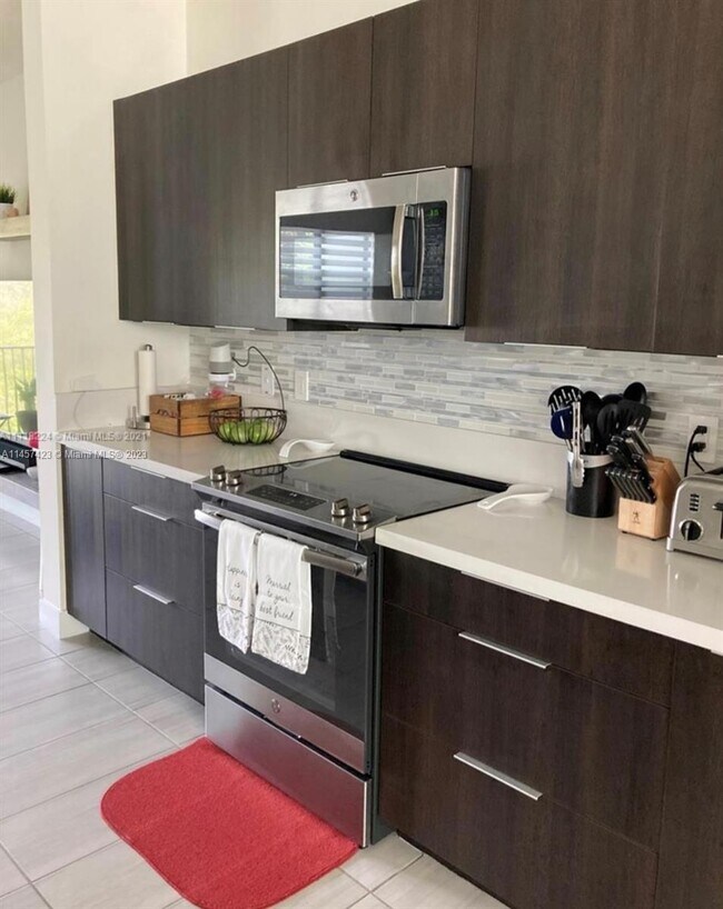 Photo - 10479 NW 82nd St Unit 2