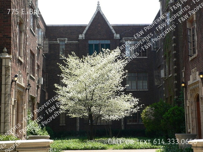 Photo - Broadway Apartments