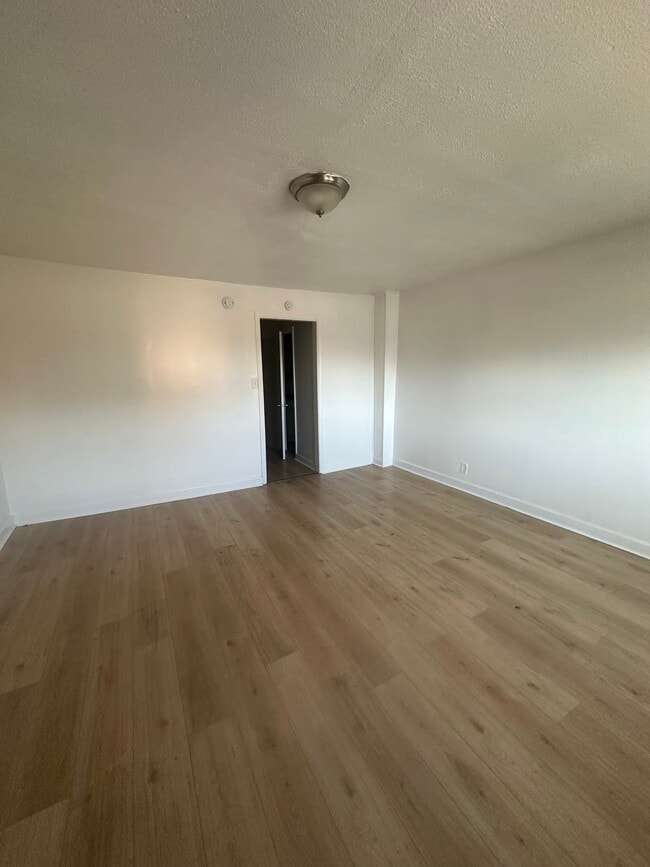 Photo - 636 Ridge Ave