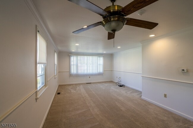 Photo - 11 Village Mall