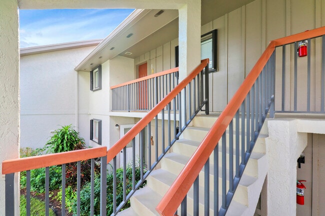 Photo - 1600 NE Dixie Hwy Unit 10-203