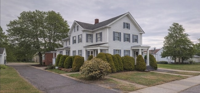 Well-maintained property with off-street parking. - 41 Russell St