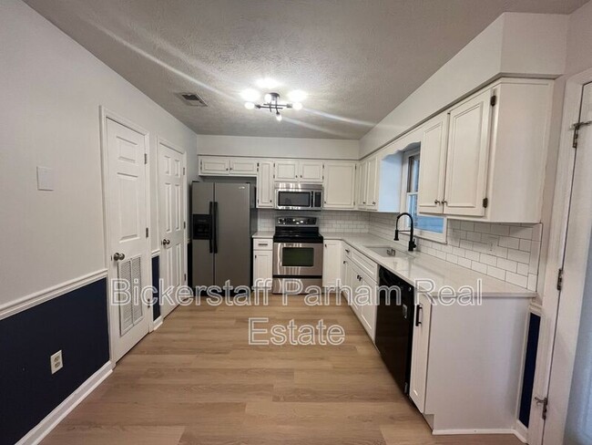 Photo - 5 Effingham Ct