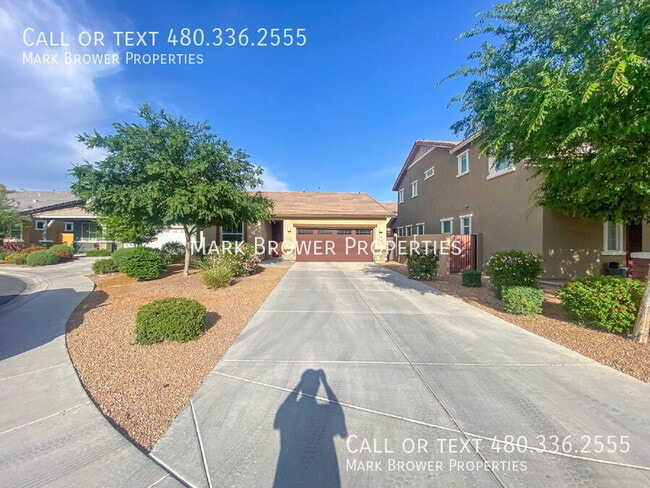 Photo - 115 S Bermuda Cir House