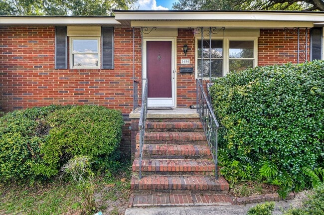 Photo - 1654 Pendleton Rd