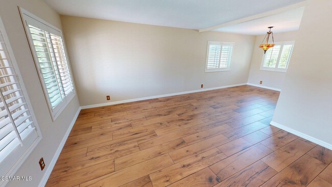 Photo - 2431 Deerfield Ct