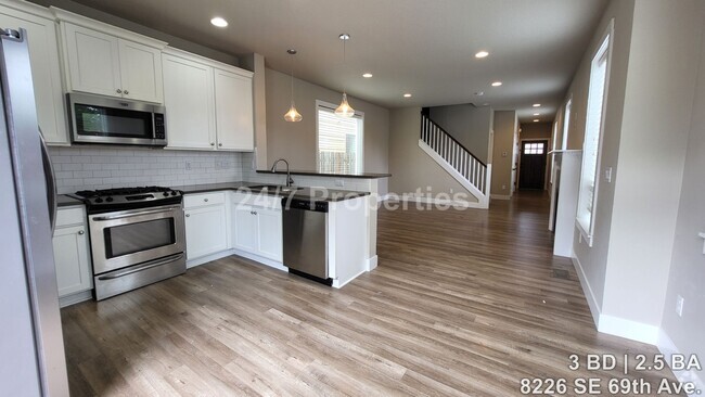 Building Photo - Modern 3 BD | 2.5 BA Craftsman Style Home ...