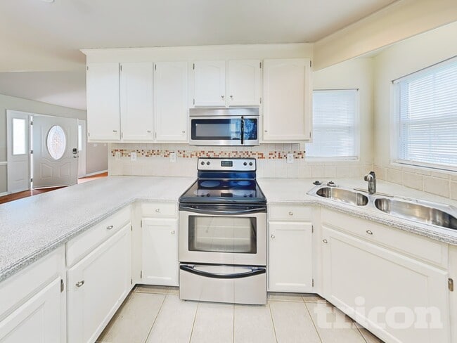 Photo - 4904 Valley Trail Ct