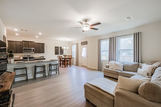 Photo - 24169 Wilde Dr