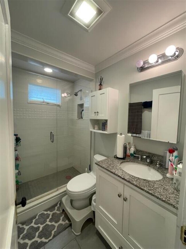 Photo - 34 Leonard St Unidad 1