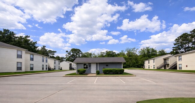 Photo - Timbers Apartments