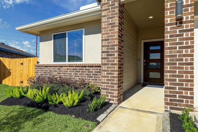 Building Photo - 6802 Telford Holw Trl