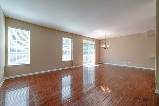Photo - 790 Oak Hollow Rd