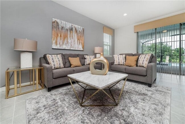 Photo - 8923 Zurich Ln