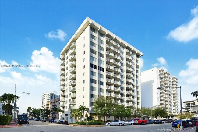 Building Photo - 1345 Lincoln Rd Unit 305 Rental