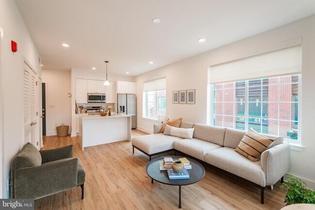 Photo - 2101 Washington Ave Unit PREMIUM ONE BED