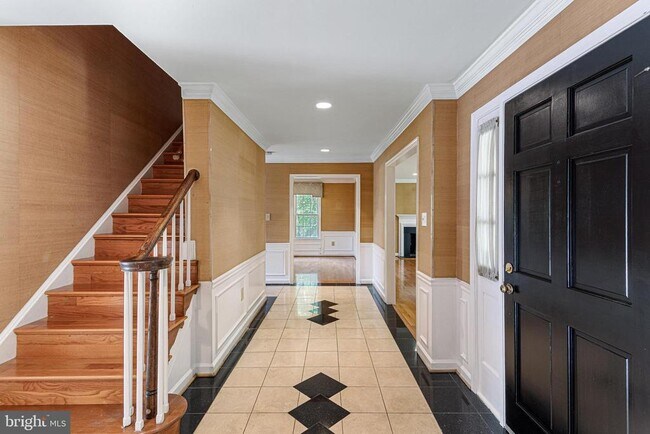 7416 Royal Dominion Dr