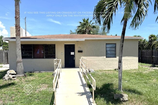 Building Photo - 725 Caddie Pl Rental