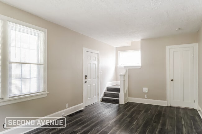 Photo - 2865 Shaffer Ave