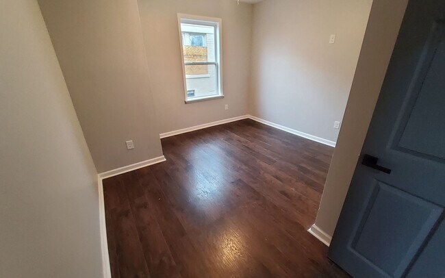 Photo - 903 N Willett St