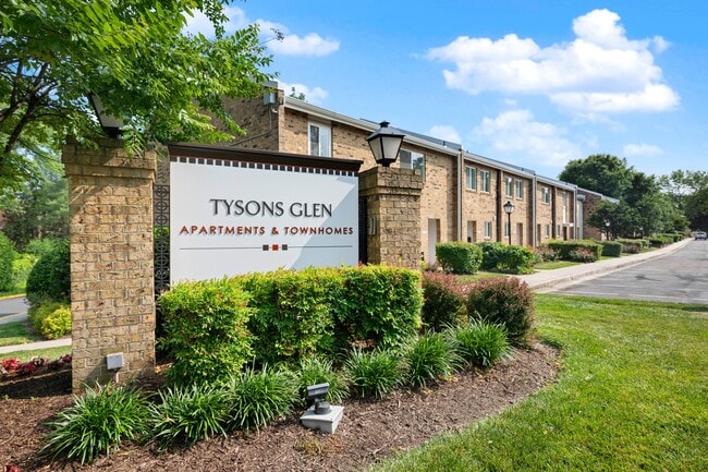 Building Photo - Tysons Glen Apartments and Townhomes
