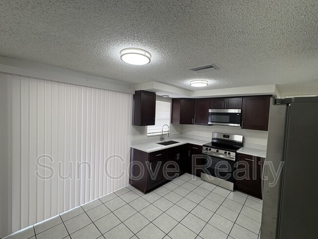 Photo - 4616 Ackerman St