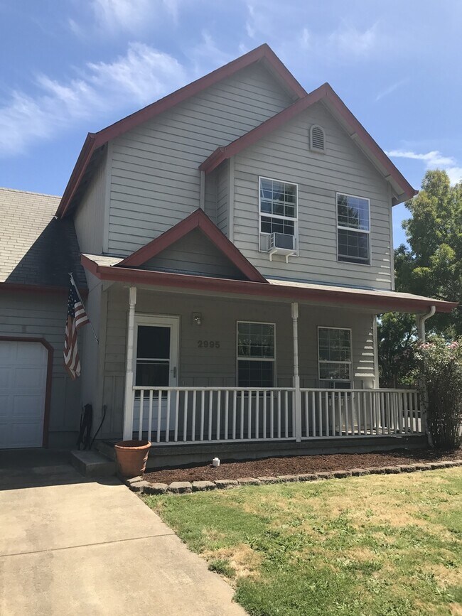 Available Now 4 bedroom House on SE Midva... Rental House Rental in