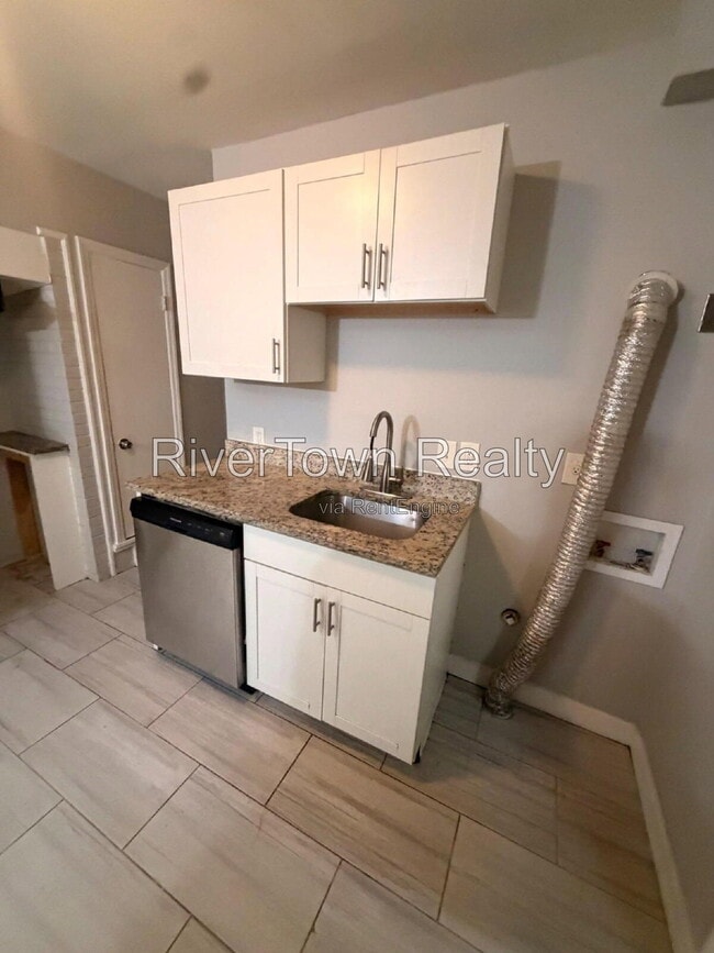 Photo - 1486 Patterson St