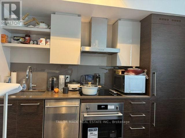 Photo - 1030 King St W Unit 209