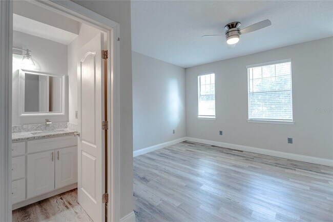 Photo - 12012 Villanova Dr Unit 111