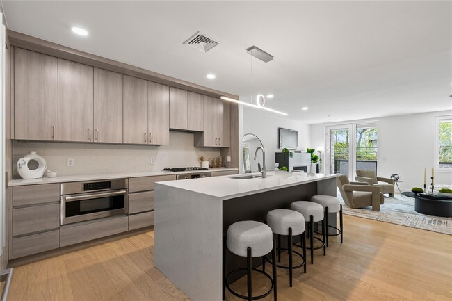Photo - 33 Calvert St Townhome