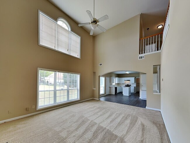 Photo - Move-in Special: One Month FREE Rent!