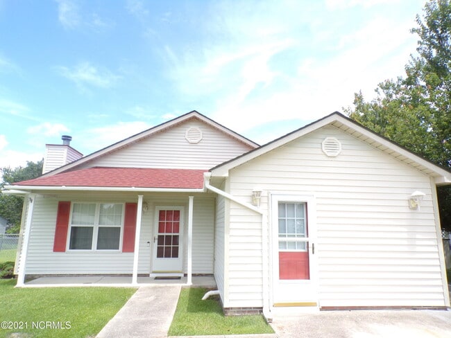 Photo - 403 Fieldstone Way