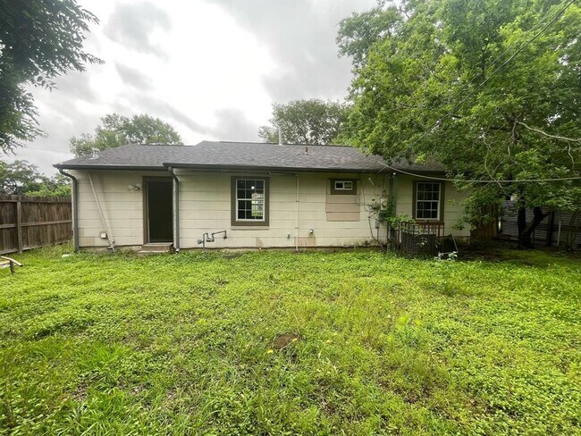 Photo - 6110 Sherwood Dr Casa