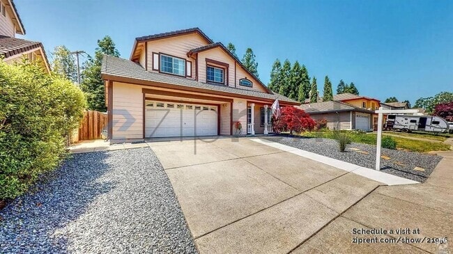 Building Photo - 9404 Lazy Creek Dr Rental
