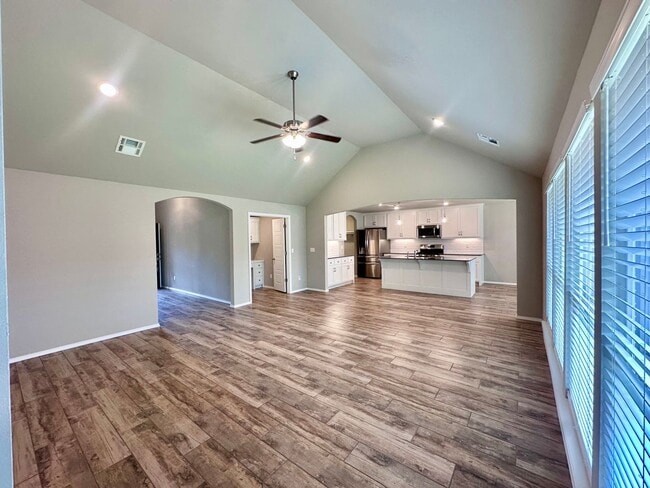 Photo - Like-New 2022 Build in Seven Oaks South