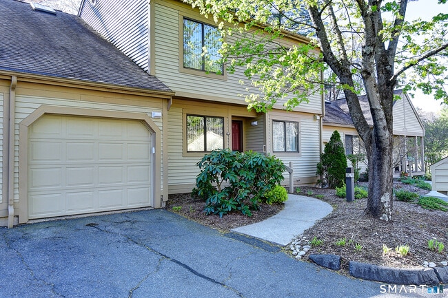 Photo - 4 Stonington Ct Unidad 4