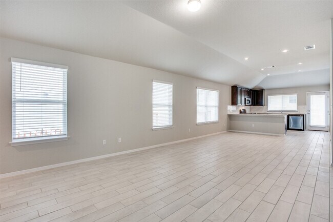 Photo - 168 Heather Glen Way