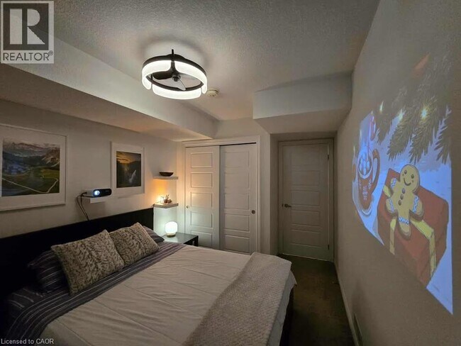 Photo - 1430 Highland Rd W