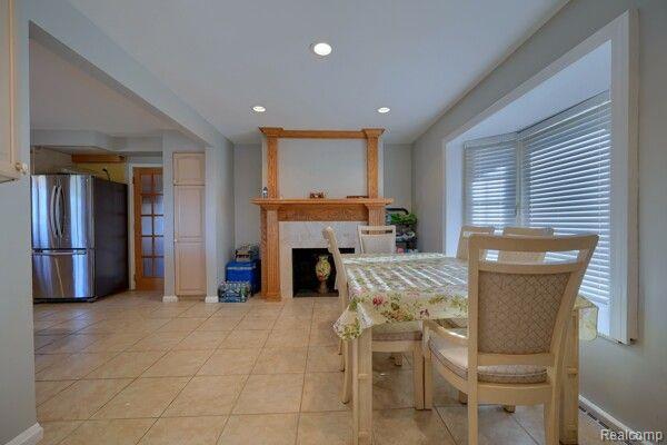 Photo - 3340 Windcroft St