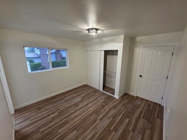 Photo - 2201 Union Ave NE