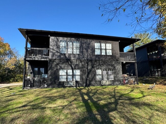 Photo - 6918 Northside Dr Apartamento Unidad A