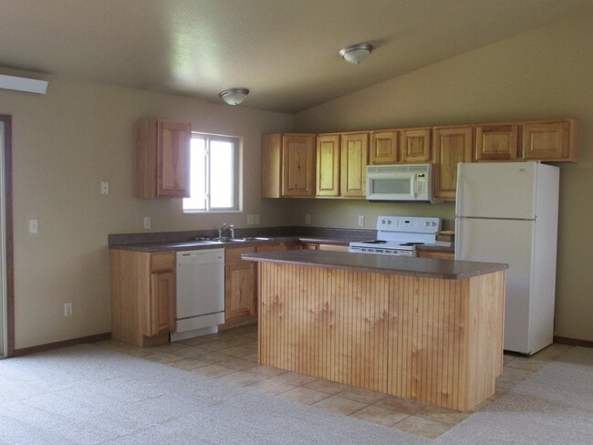 Photo - r1342 Unit B