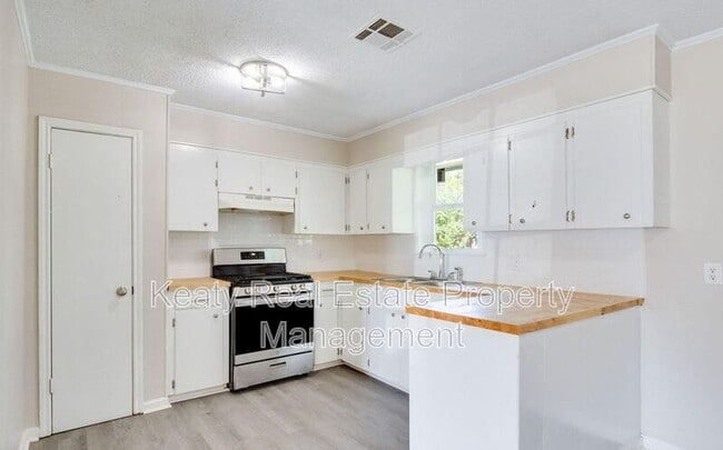 Photo - 1842 Grace Pete St