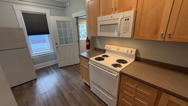 Photo - 36 Wakefield St Unit A