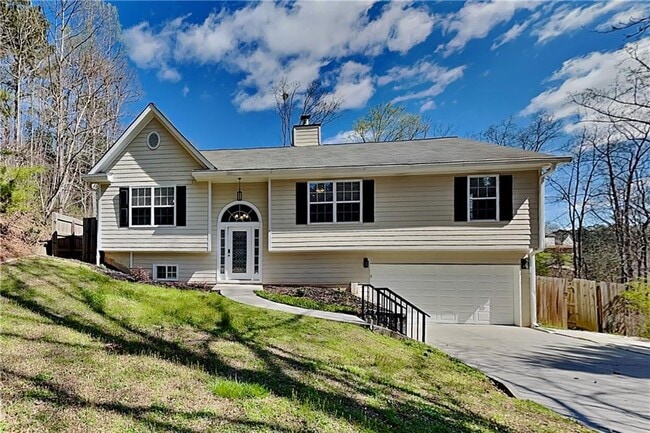 Photo - 3925 Maple Wood Trail