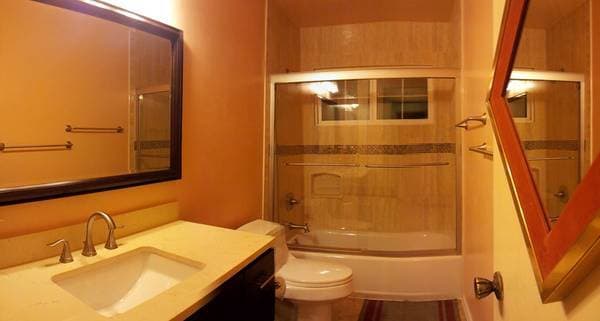 Photo - 23750 Hartland St