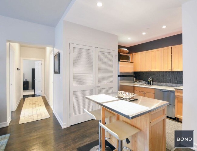 Photo - 407 East 12th Street