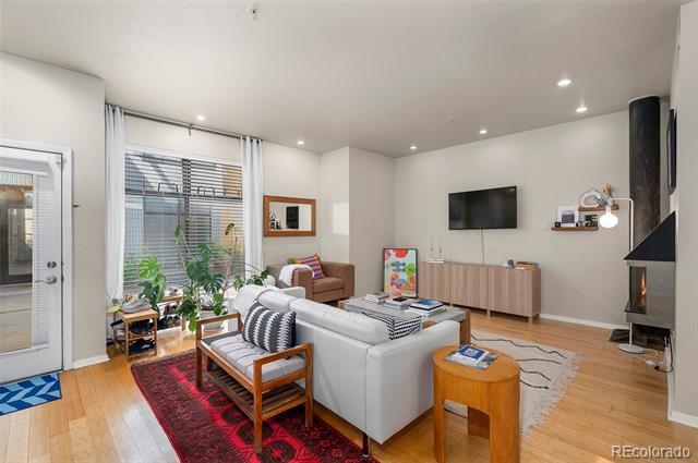 Photo - 3225 Blake St Unit 4-L