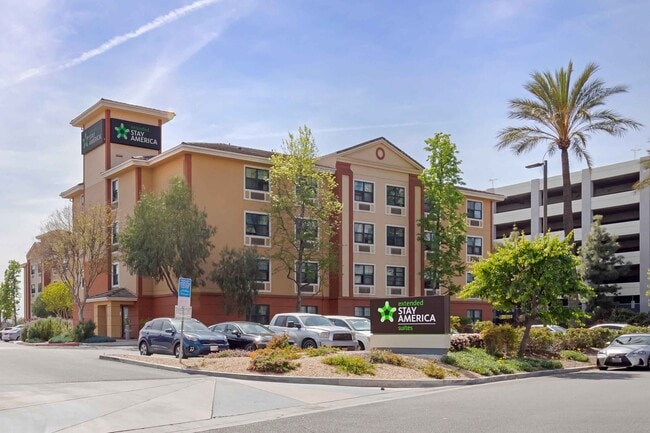 Furnished Studio-Los Angeles - Burbank Airport